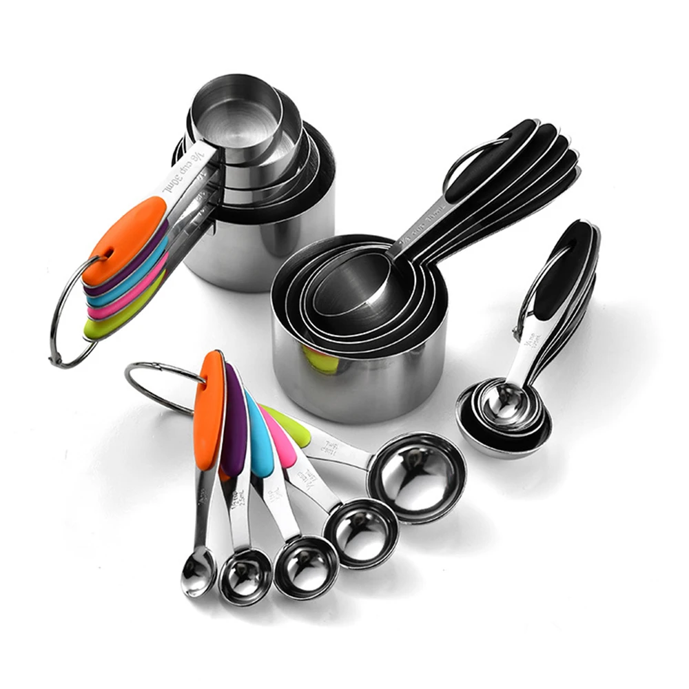 Kitchen Gadgets List - Ensemble de tasses et cuillères à