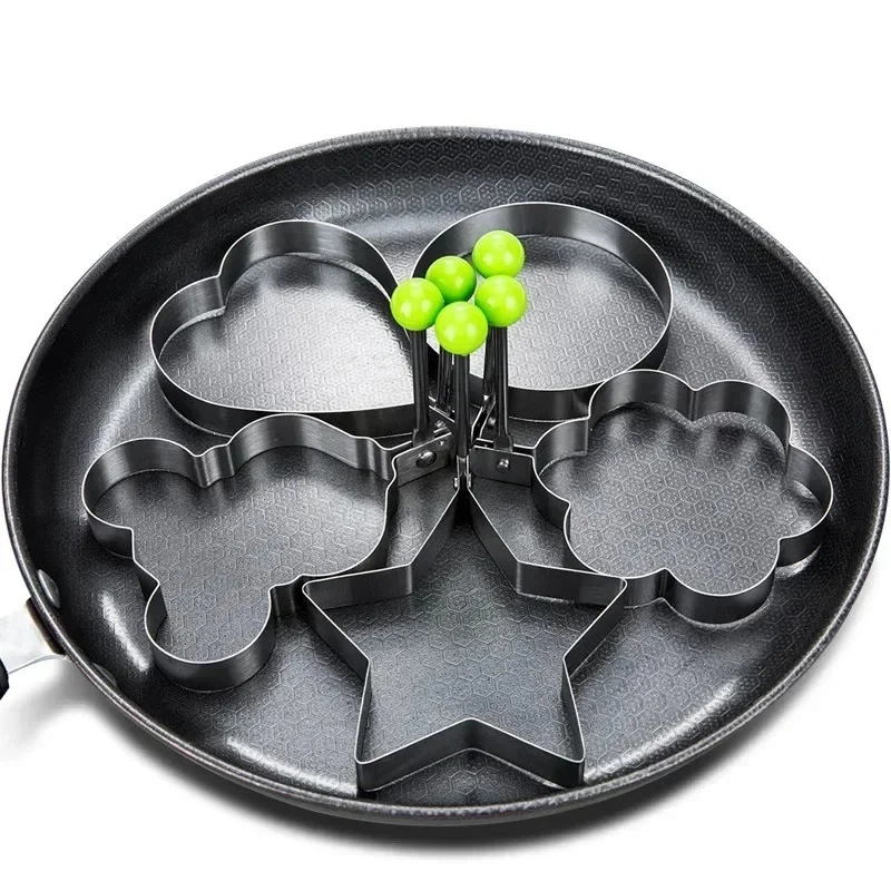 Kitchen Gadgets To Have - Moule à œufs frits en forme