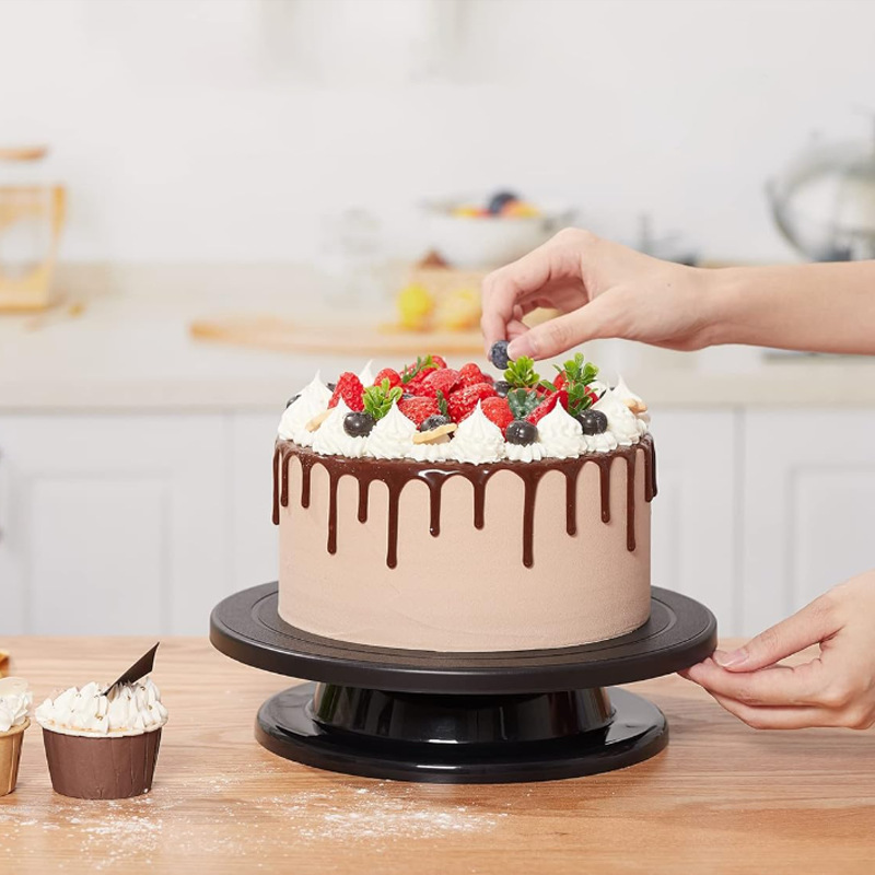 Kit de décoration de gâteaux 6 - Cake Decorating Turntable avis et prix